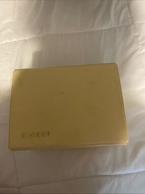 SINGER Yellow Sewing Accessory Case